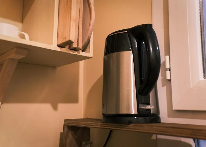 Authentic Flat Near Montmartre Апартаменты Париж