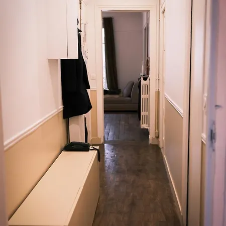 Authentic Flat Near Montmartre Appartement