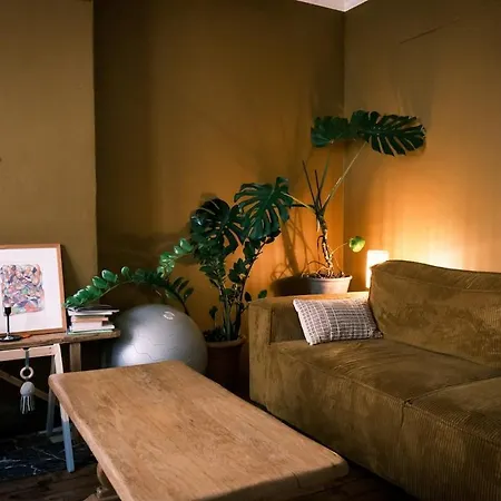 Authentic Flat Near Montmartre