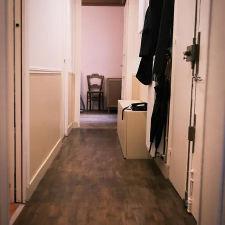Authentic Flat Near Montmartre * Párizs